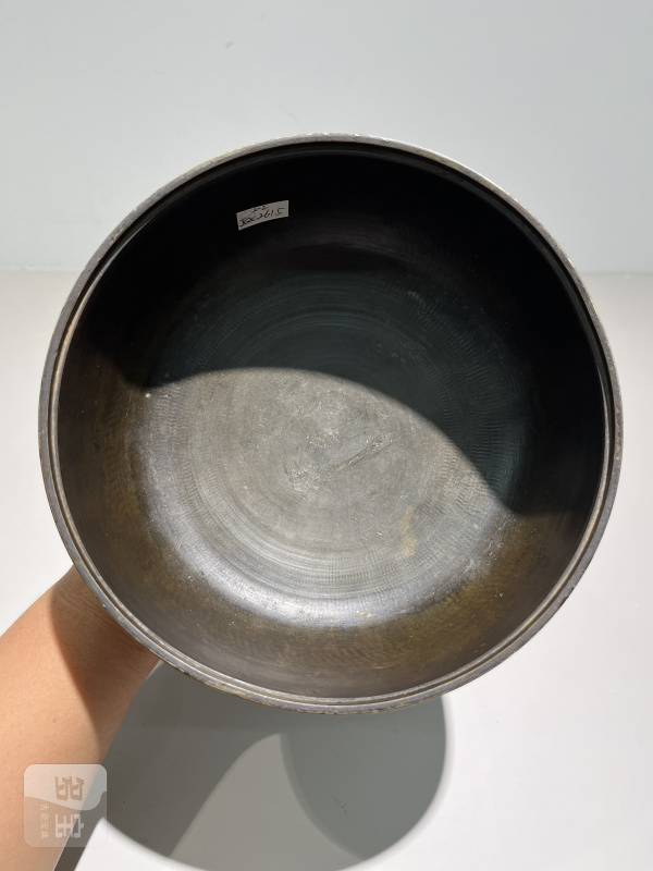 清乾隆 “大清乾隆年制”款铜云纹豆一对 - 图13